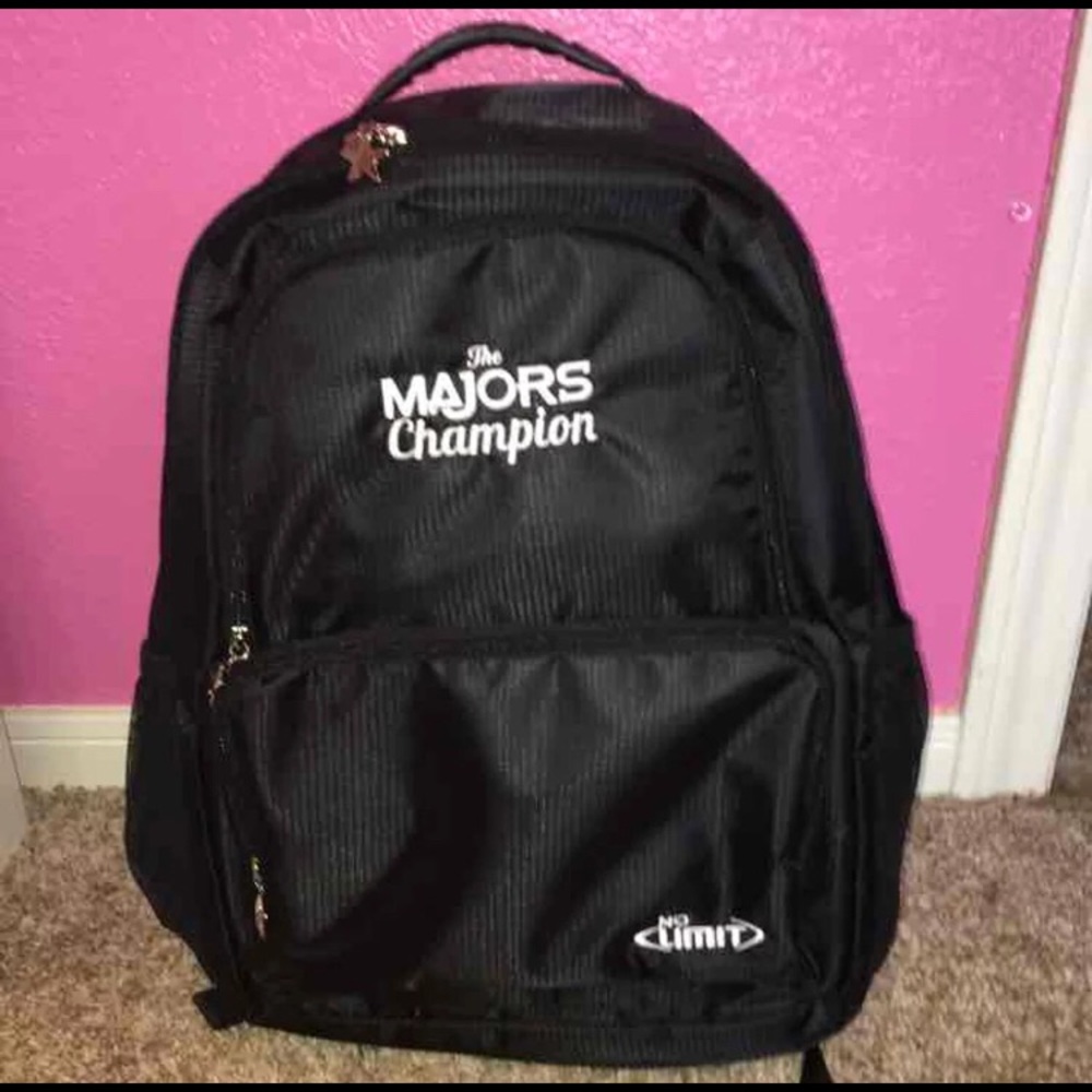 ISO CHEER COMP BACKPACKS (MAJORS ESPECIALLY)
